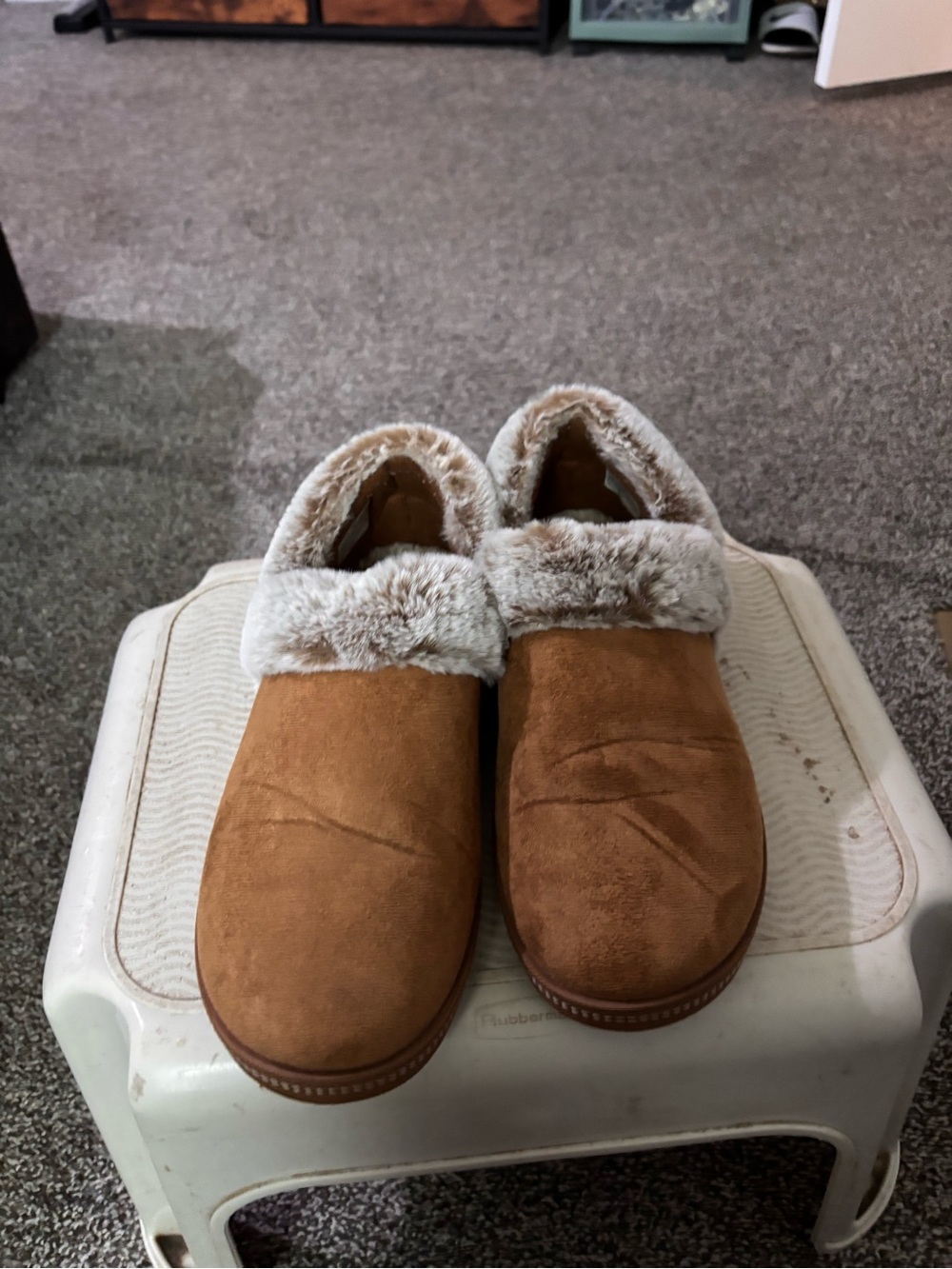 Skechers Chestnut Faux-Fur Cuff Slip-On Slippers